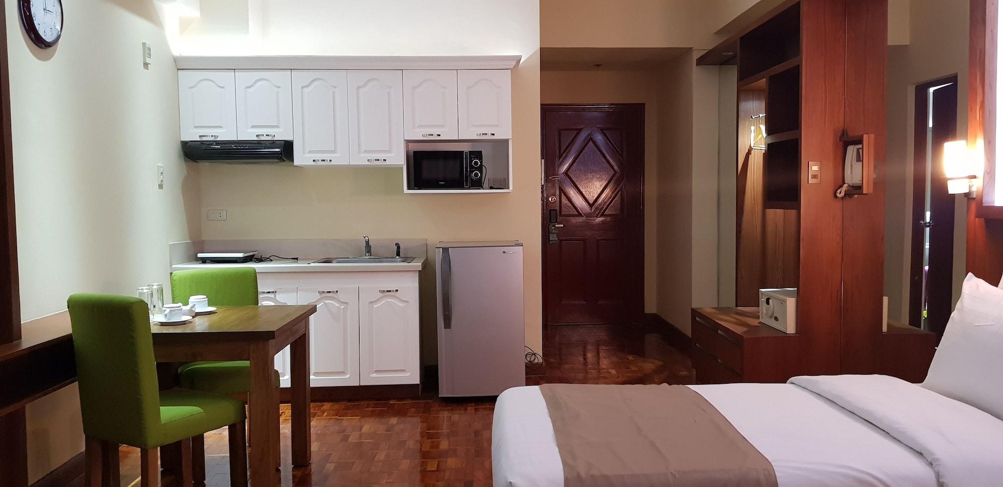Bsa Tower Serviced Residences Makati City Exterior photo