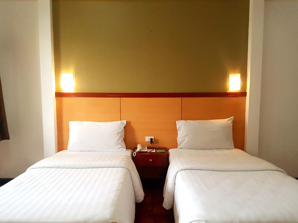 Bsa Tower Serviced Residences Makati City Exterior photo